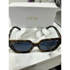 Christian Dior Tortoise Shell Sunglasses - Like New with Box & Case